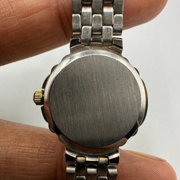 3/$30 Vintage Contempo Watch Women Silver Gold Round 23MM Case Works 6.5" - Picture 6 of 14